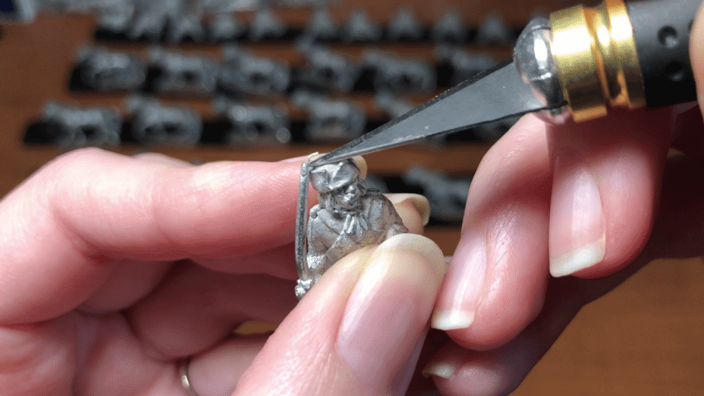 preparing the miniature